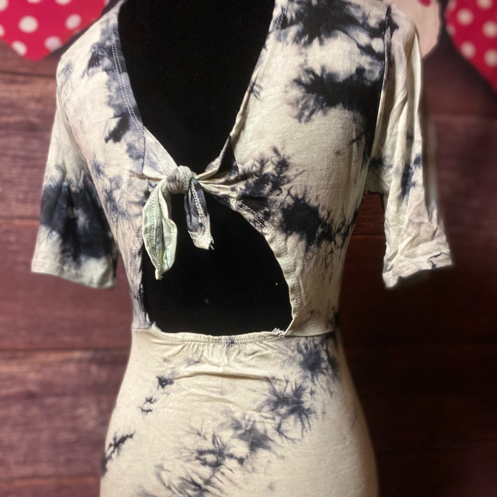 π Tye Dye Dress - Picture 10 of 13